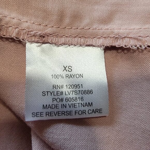 Olive + Oak Size XS Midi Meadow Dress Dusty Rose Color, Excellent Used Condition - Picture 13 of 13